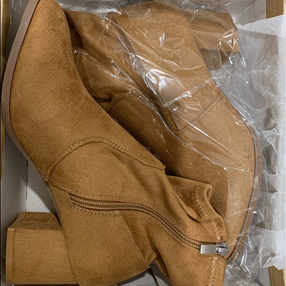 Tan Sock Boots - Never Worn - Picture 2 of 3